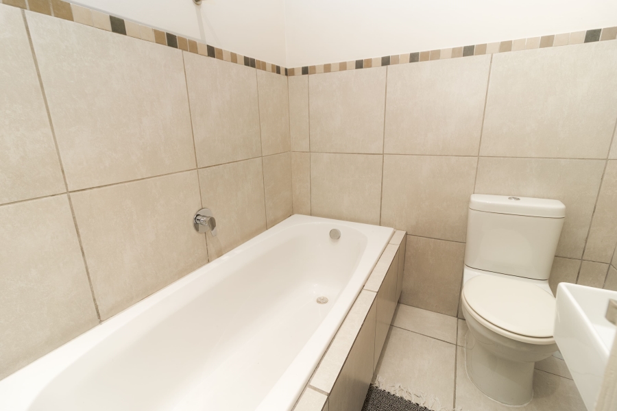 3 Bedroom Property for Sale in Protea Heights Western Cape